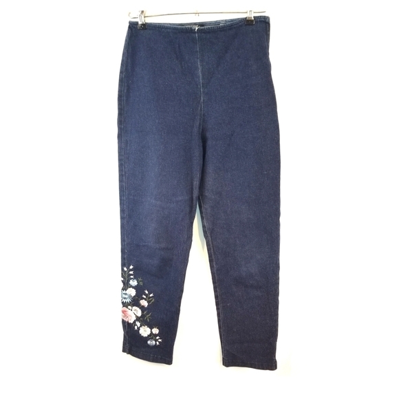 3/$25 Karen Kane Size 2 Embroidered Jeans Cropped - Picture 1 of 7